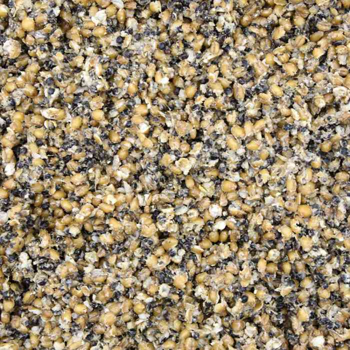 Зерновая дроблёная смесь MINENKO Hemp & Wheat (4кг)